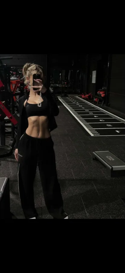 The same client five weeks later, weighing 45kg
